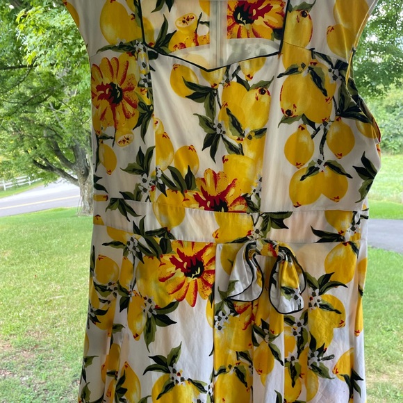 50’s Pin-up Lemon & Floral Dress🍋 - Picture 1 of 6